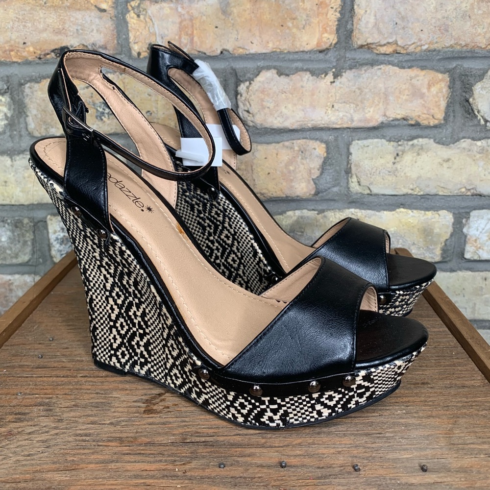Shoedazzle ‘Malisa’ Wedge Sandal